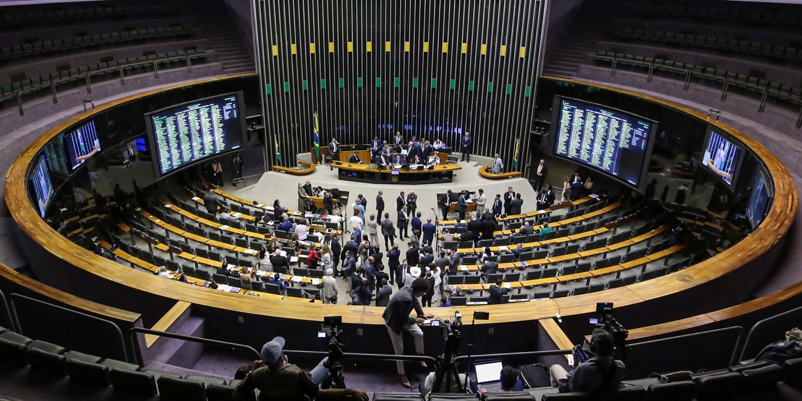 Delegados da PF alertam sobre riscos da PEC da Blindagem