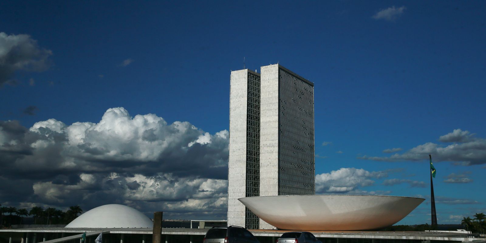 Câmara dos Deputados poderá ter bancada cristã