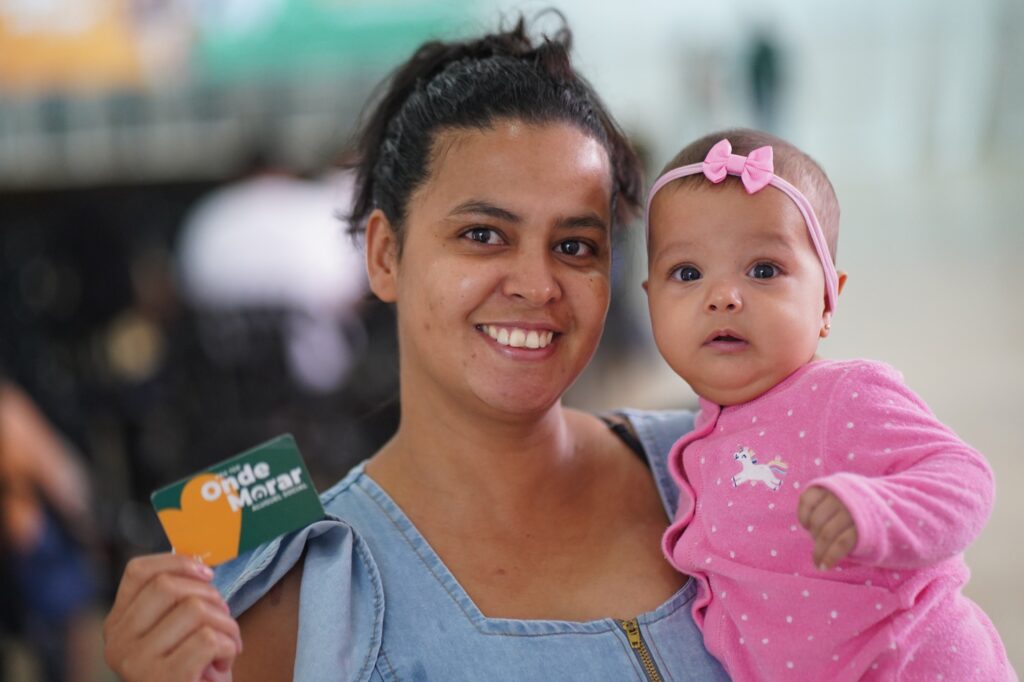Caiapônia e Ivolândia recebem benefícios habitacionais nesta sexta