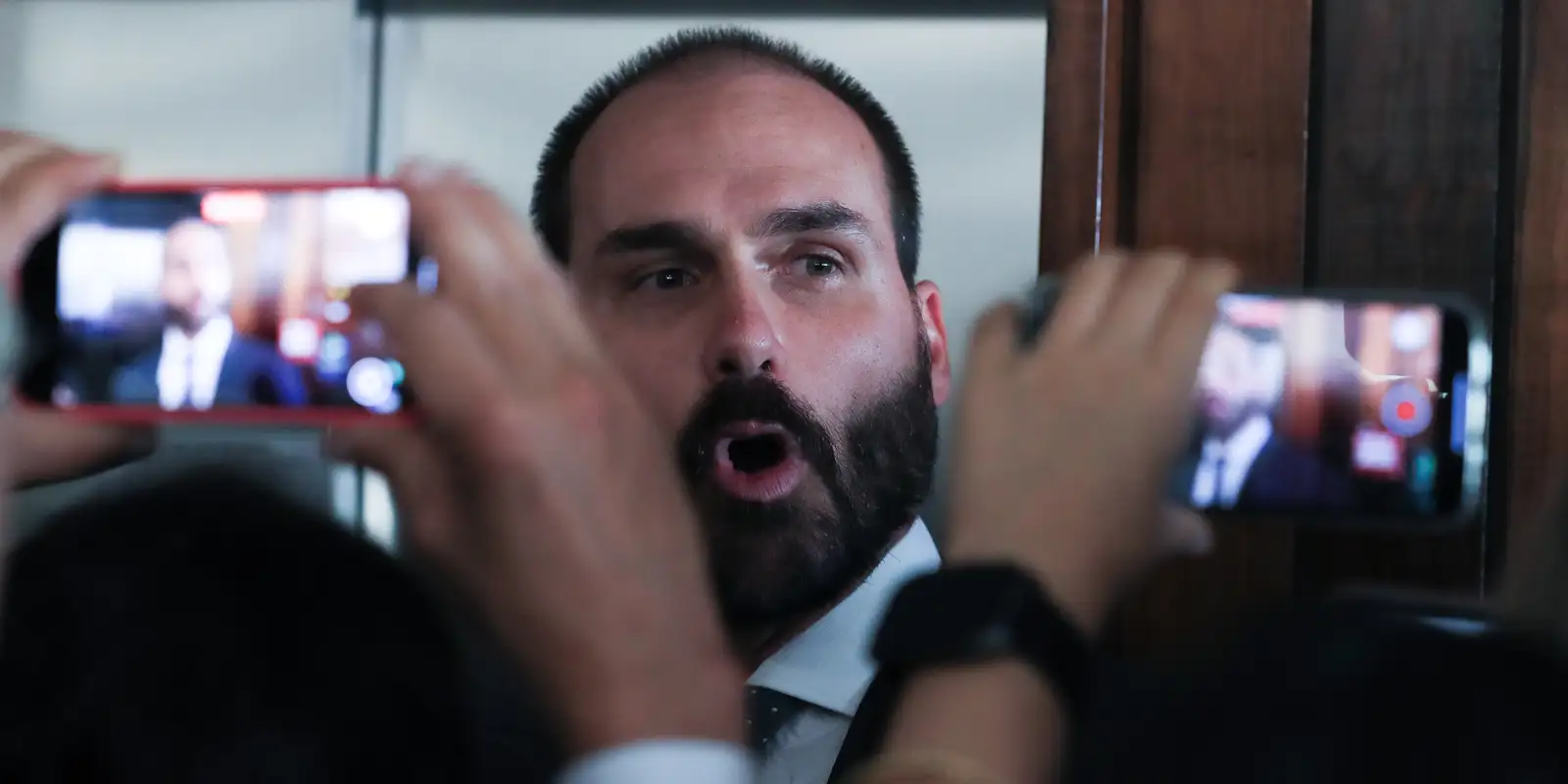 STF torna Eduardo Bolsonaro réu por atuação nos EUA para coagir Corte