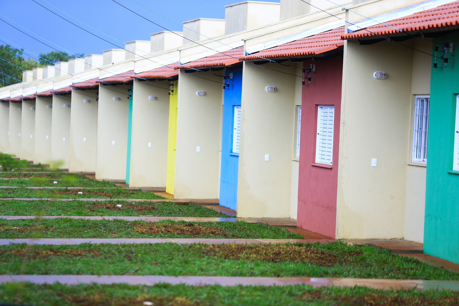 Governo de Goiás recebe inscrições para casas a custo zero em 45 municípios