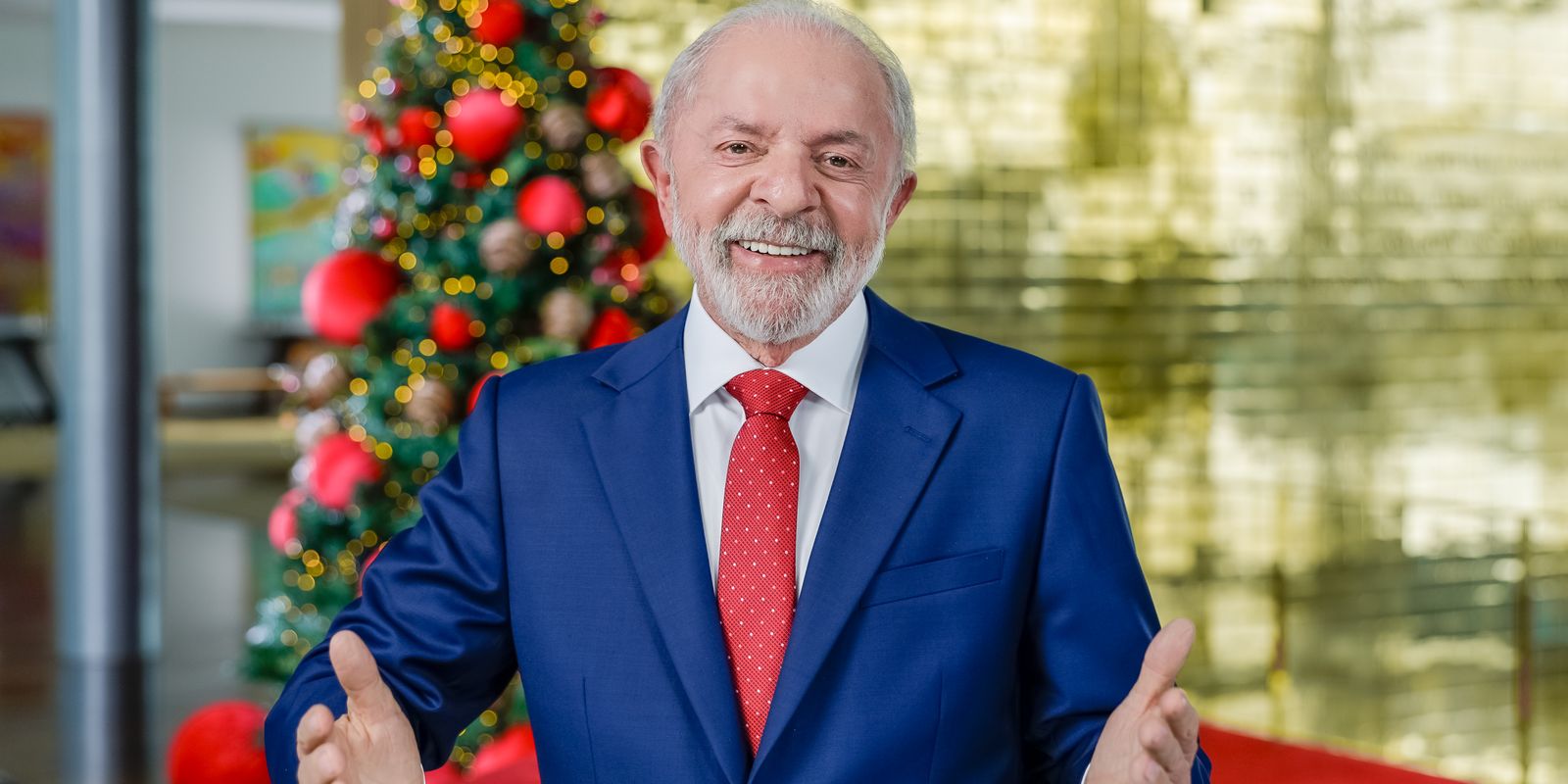 Lula faz balanço de ações e desafios: "povo brasileiro é vencedor"