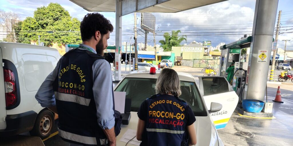 Procon tá de olho e autua 9 de 10 postos fiscalizados por aumento injustificado no preço do etanol