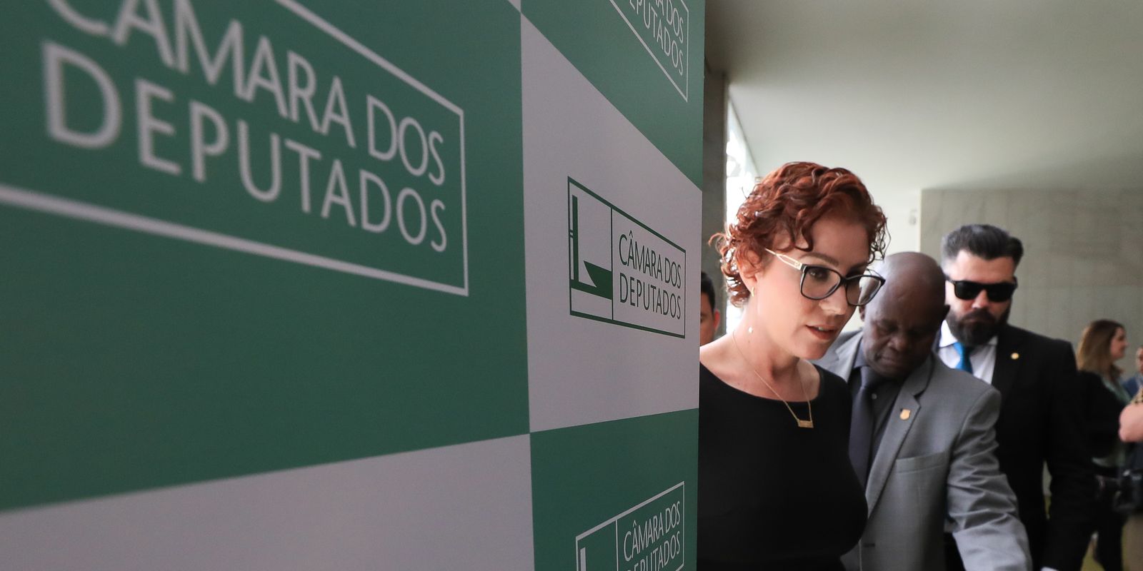 Justiça italiana deve julgar extradição de Zambelli só em fevereiro