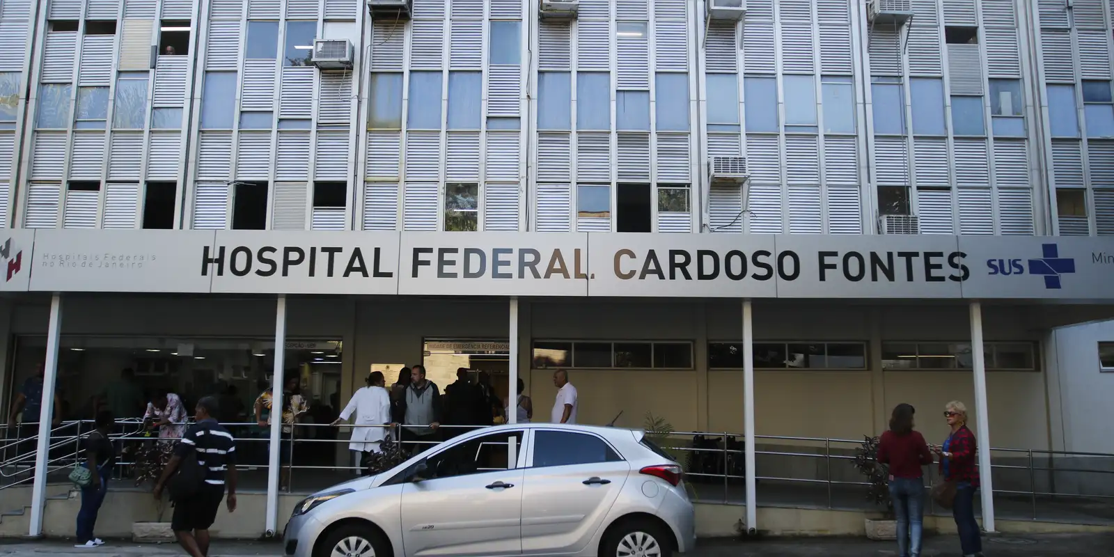 Lula inaugura emergência em hospital público do Rio de Janeiro
