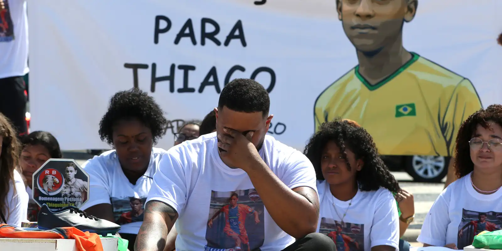 Tribunal do Júri absolve PMs acusados de assassinar adolescente no Rio