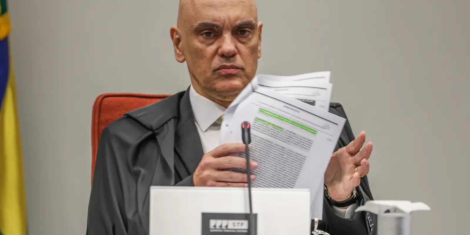 Moraes nega visita de assessor dos EUA a Jair Bolsonaro na prisão