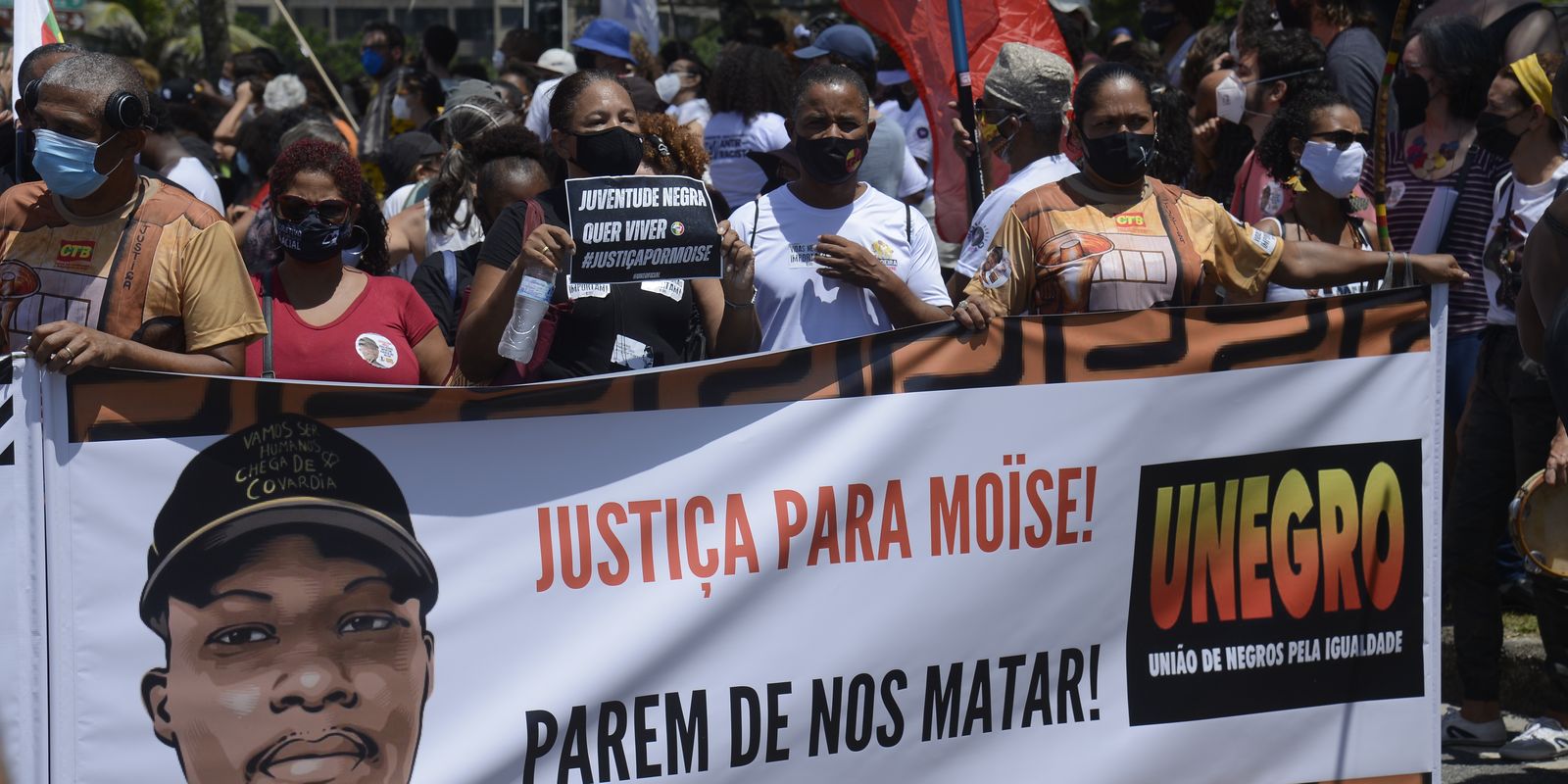 Justiça condena terceiro acusado de matar congolês em quiosque no Rio