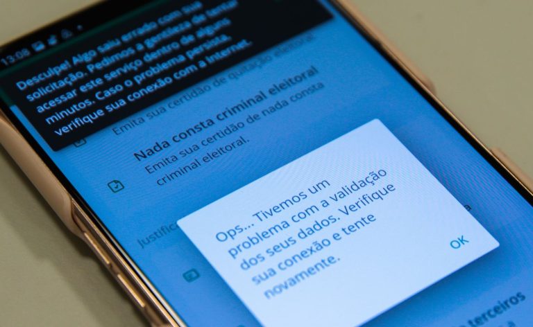 Anatel tem que explicar falhas em sites e apps da Justiça eleitoral