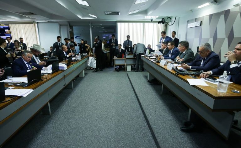 CPMI convida ex-ministros da Previdência e ex-presidentes do INSS