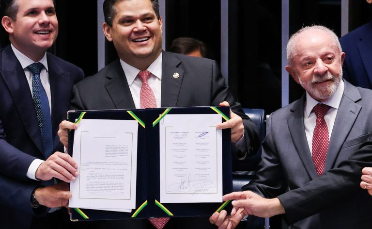 Descanso de trabalhador não quebra empresas, diz Lula após fim da 6x1