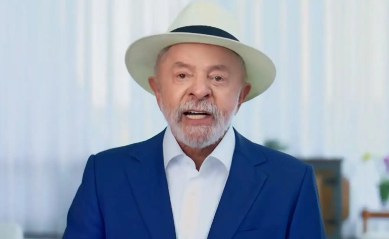 "É um caso de polícia", diz Lula sobre relação entre Flávio e Vorcaro