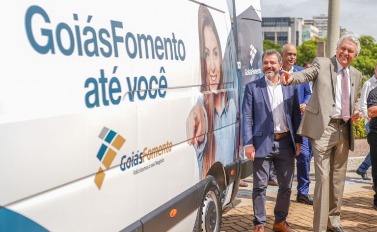 Estado lança van itinerante para levar crédito a empreendedores em Goiás