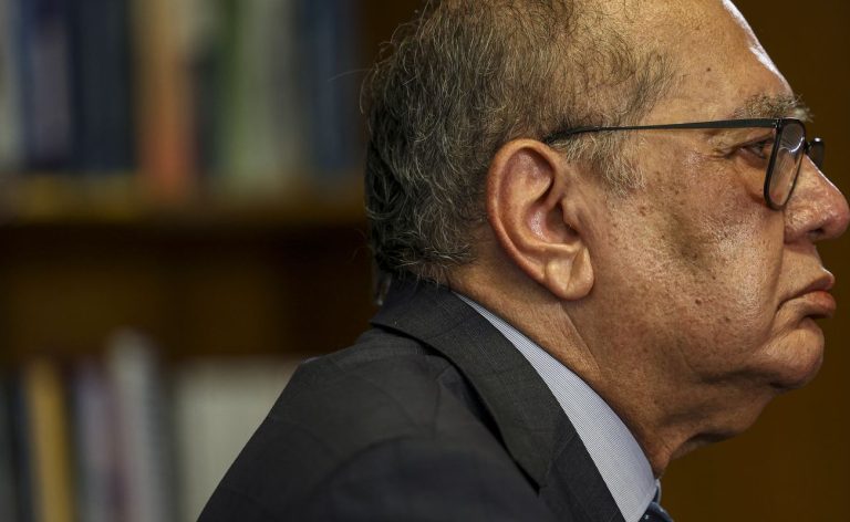 Gilmar Mendes quer proibir policiais assessorando ministros do STF