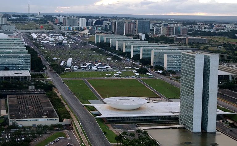 Governo publica lei que torna comunicação pública mais clara e simples