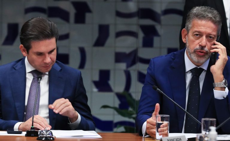 Hugo Mottra solta nota em defesa de ex-assessora de Artur Lira