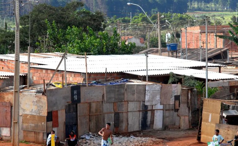 Justiça condena empresa por expor trabalhadores a amianto em Salvador