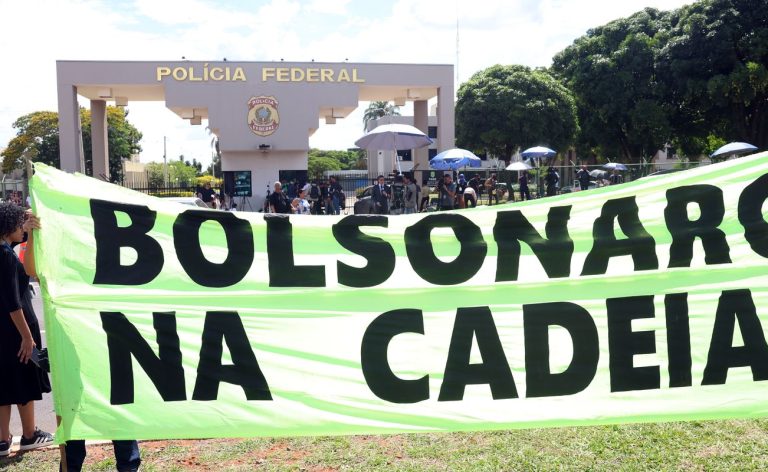 Justiça mantém prisão preventiva de Bolsonaro em audiência de custódia
