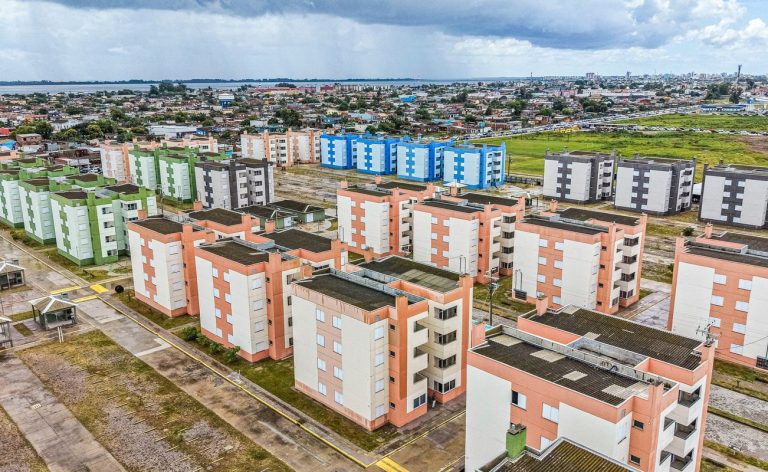 Lula entrega 1.276 unidades do Minha Casa, Minha Vida no RS