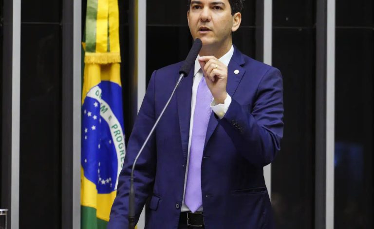 Maranhão elege Eduardo Braide governador no primeiro turno