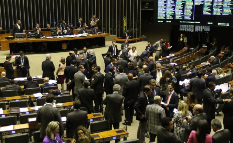 Municípios inadimplentes poderão receber recursos federais