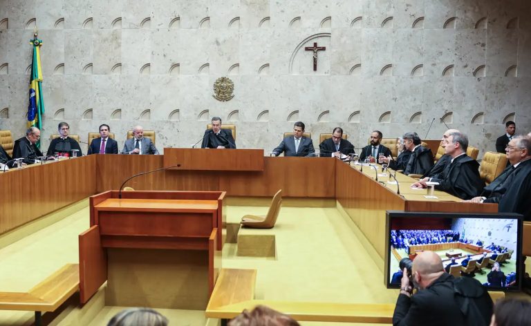 STF inicia julgamento do Núcleo de Desinformação da trama golpista