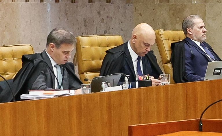 STF tem manhã de conflitos em sessão sobre relação de Moraes e Vorcaro