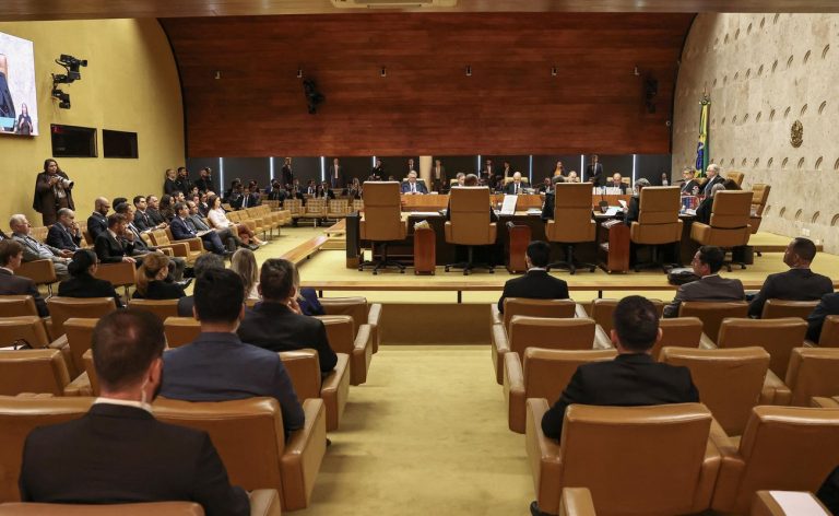 Supremo tem placar de 4 a 2 para manter casos Moraes e Mendonça juntos