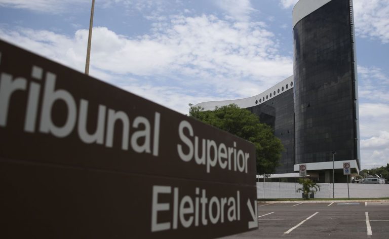 TSE cria Conselho para monitorar desinformação e uso de IA na eleição