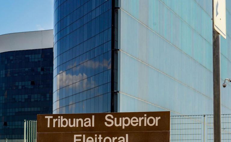 TSE define ministros que analisarão recursos durante apuração