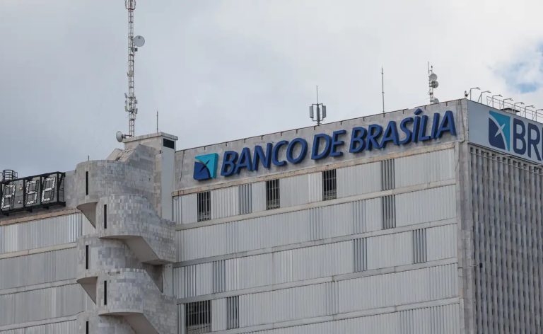 Técnicos da Câmara Legislativa recomendam rejeitar projeto sobre BRB