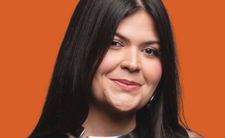 aava santiago