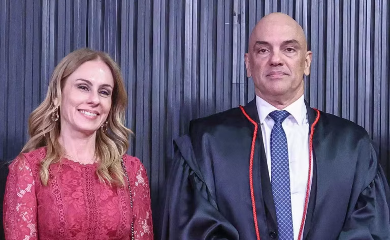 alexandre-de-moraes-and-viviane-barci-august-2022