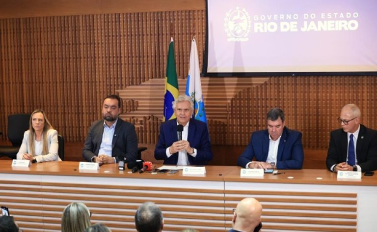 caiado-e-mais-6-governadores-anunciam-consorcio-da-paz-apos-operacao-no-rio